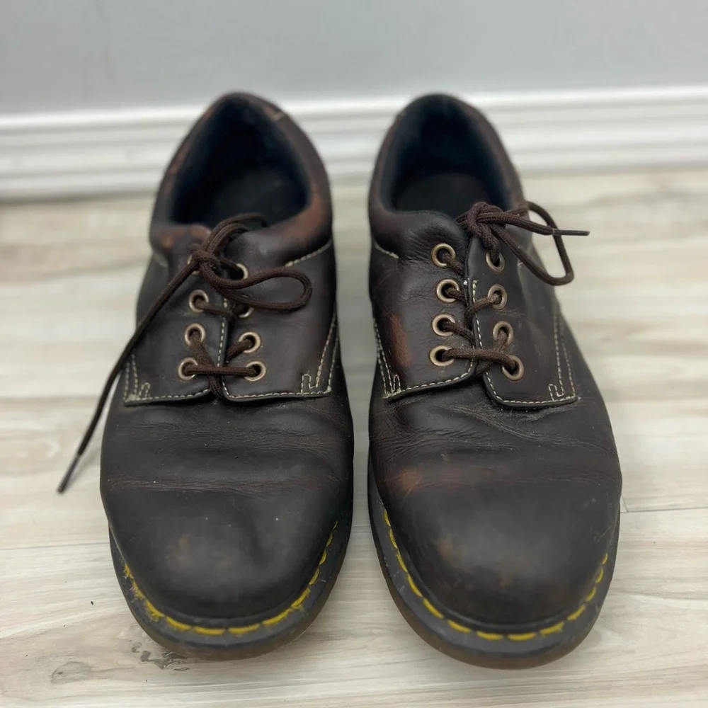 Dr. Martens classic dark